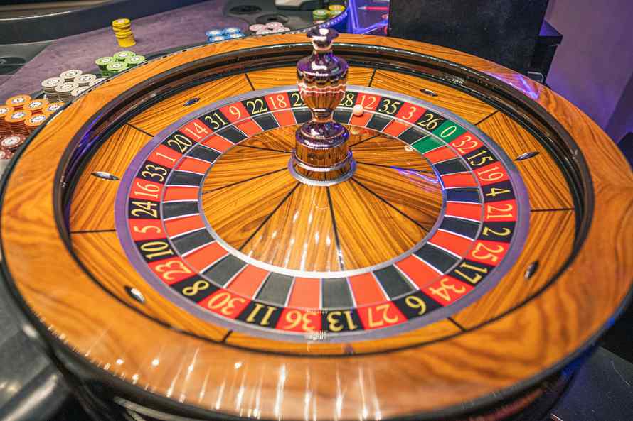 How to Win at Poker at Bonza Casino: A Comprehensive Guide